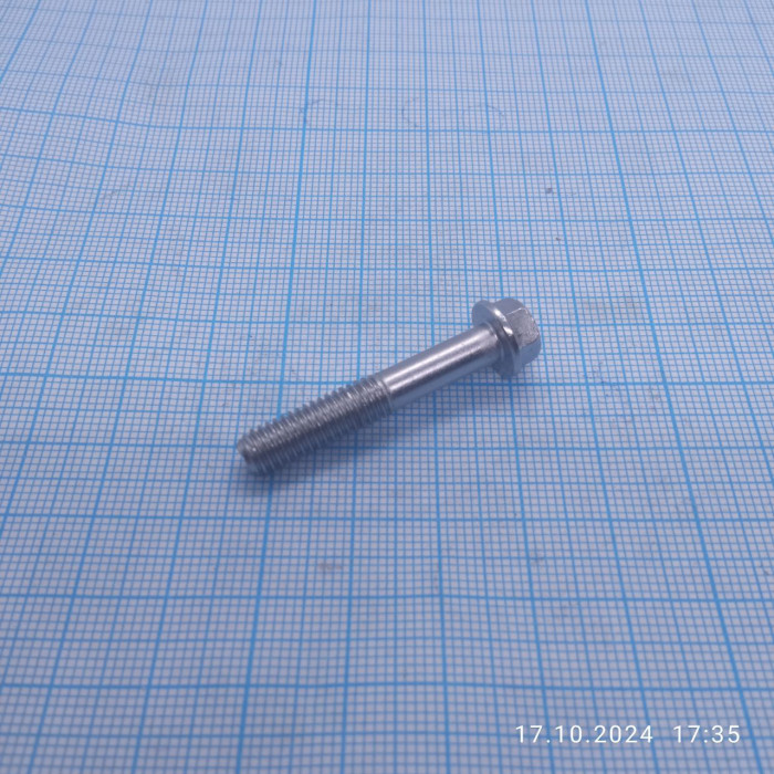 Болт кришки головки циліндра M6×35 CBB X-Line