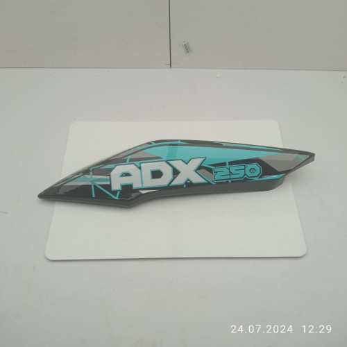 Пластик під сидінням задній правий (чорн. синя наклейка) ADX250