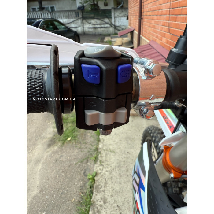 Мотоцикл Geon Dakar GNX K23 250 YGK інжектор