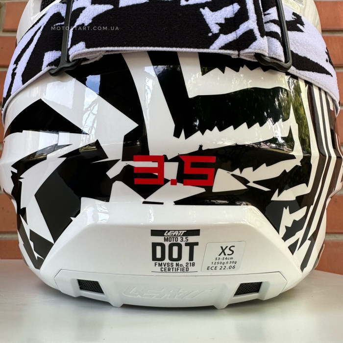 Шолом LEATT Helmet Moto 3.5 + Goggle (Zebra)