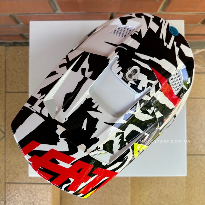 Шолом LEATT Helmet Moto 3.5 + Goggle (Zebra)