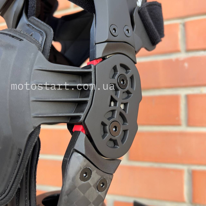 Ортопедичні наколінники LEATT C-Frame Pro Knee Brace [Carbon]
