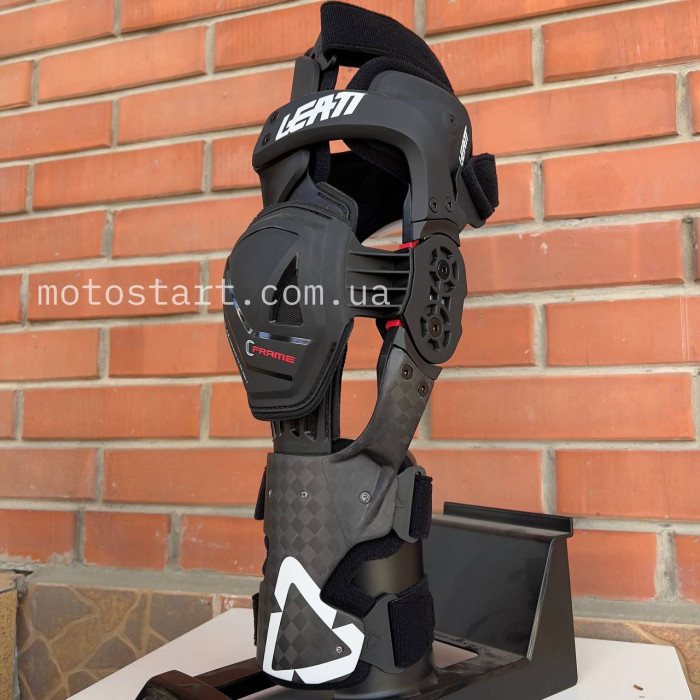 Ортопедичні наколінники LEATT C-Frame Pro Knee Brace [Carbon]