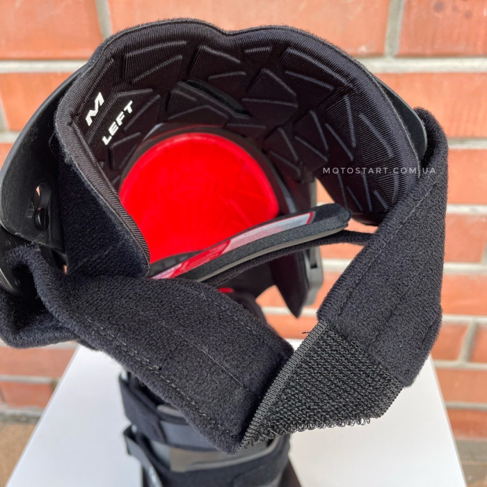 Наколінники Leatt Knee Brace Z-Frame