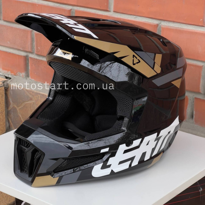 Шолом LEATT 2.5 Helmet [Black]