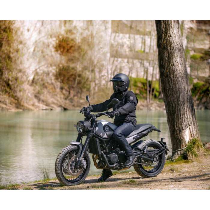 Мотоцикл Benelli Leoncino 500 Trail