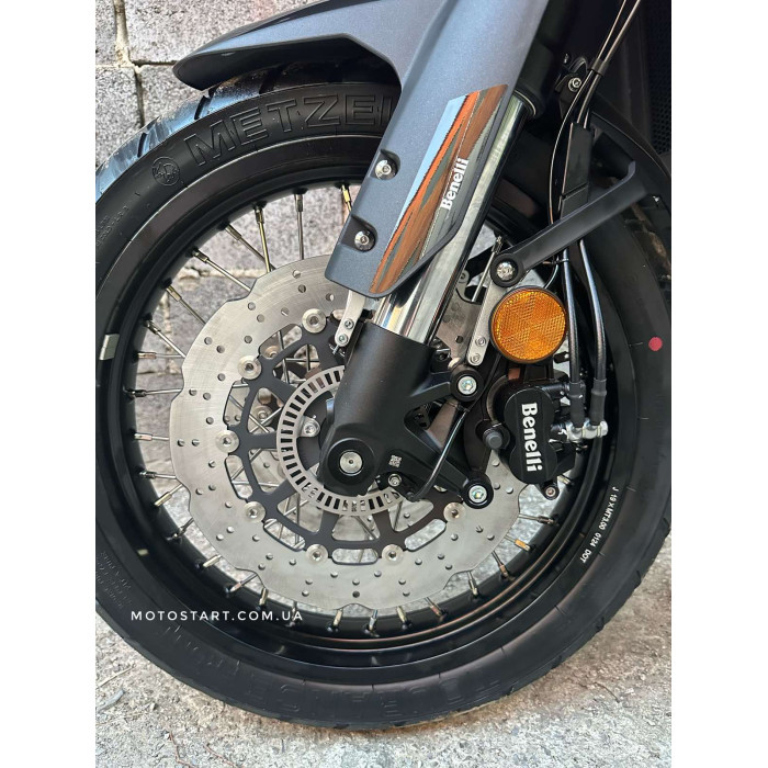 Мотоцикл Benelli TRK 502X Оф-роуд