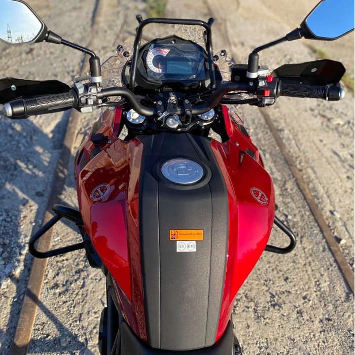 Мотоцикл Benelli TRK 502X Оф-роуд