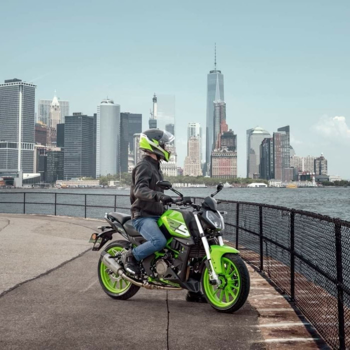 Мотоцикл Benelli 251S EFI (АВS)