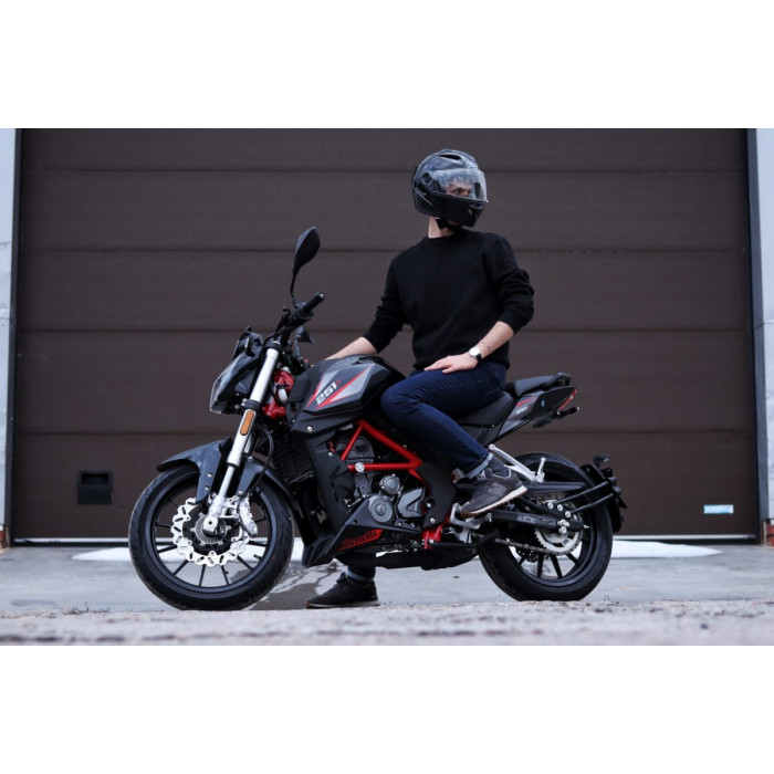 Мотоцикл Benelli 251S EFI (АВS)