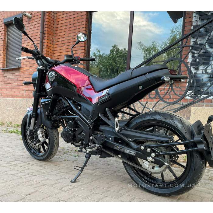 Мотоцикл Benelli Leoncino 250 EFI ABS