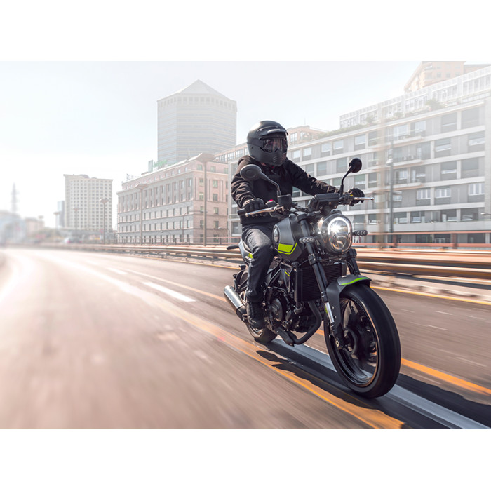 Мотоцикл Benelli Leoncino 250 EFI ABS