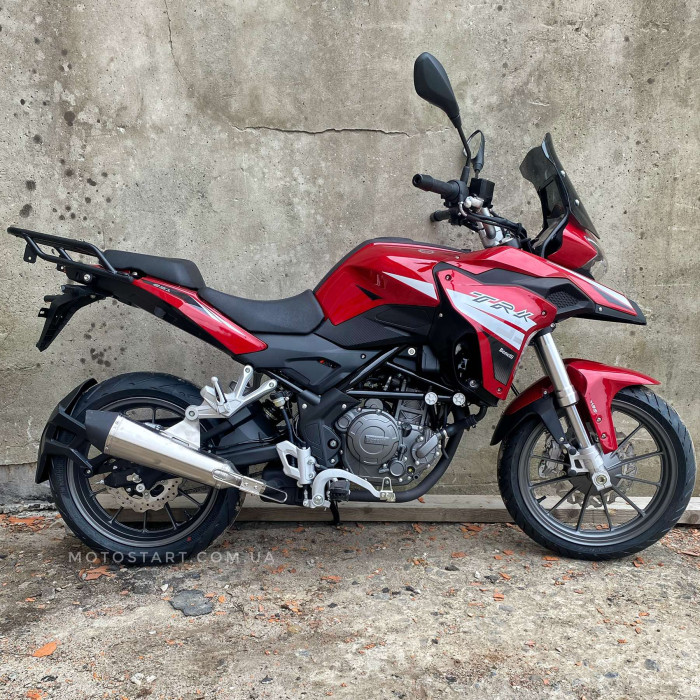 Мотоцикл Benelli TRK 251