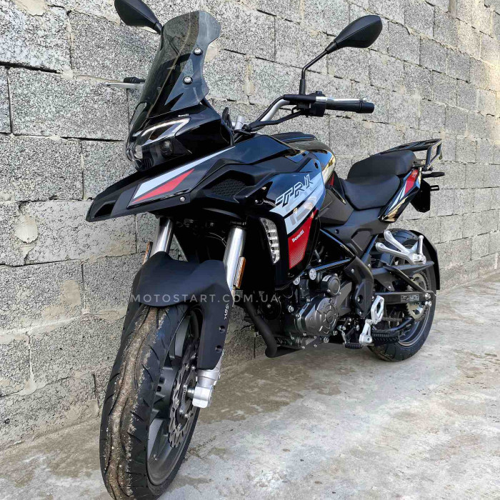 Мотоцикл Benelli TRK 251