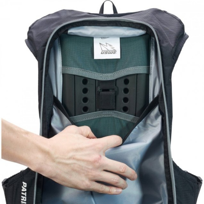 Рюкзак USWE PATRIOT 15L (Black)