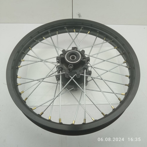 Диск колісний задній спицьований (алюмін. обод) 18х2.15" X-LINE