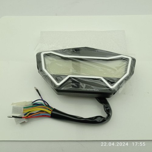 Панель приладів (A2/LED/six gears/with USB) CR6s