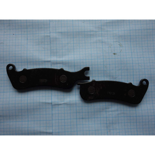 Накладки гальмівні передні CBS (for combi brake) -- GEON Pantera 200 S_N